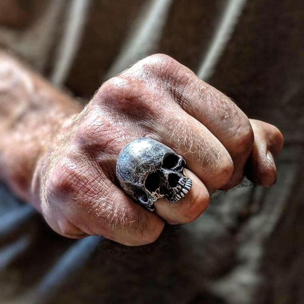 HEAVY METAL SKULL RING