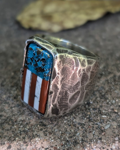 AMERICAN FLAG RING