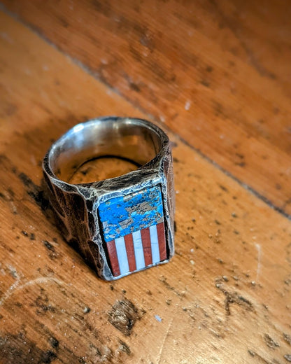 AMERICAN FLAG RING