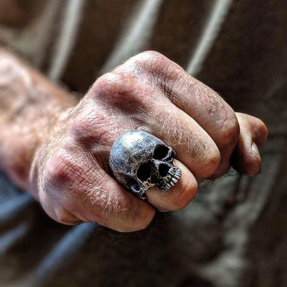 HEAVY METAL SKULL RING